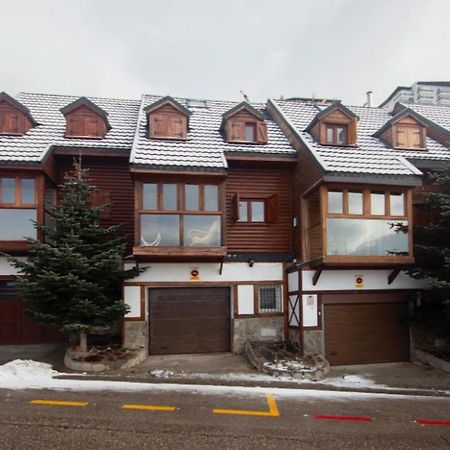 Sierra Nevada Deluxe Villa Exterior photo